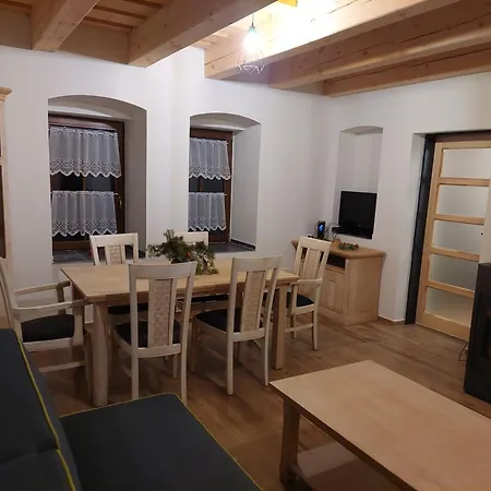 Chalupa Cernava * Cernava